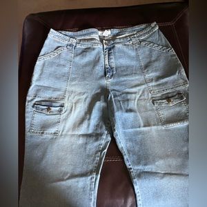 Lane Bryant size 28 Capris